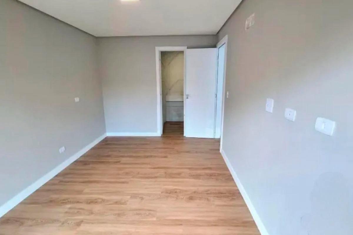 Casa à venda com 3 quartos, 194m² - Boa vista,Curitiba