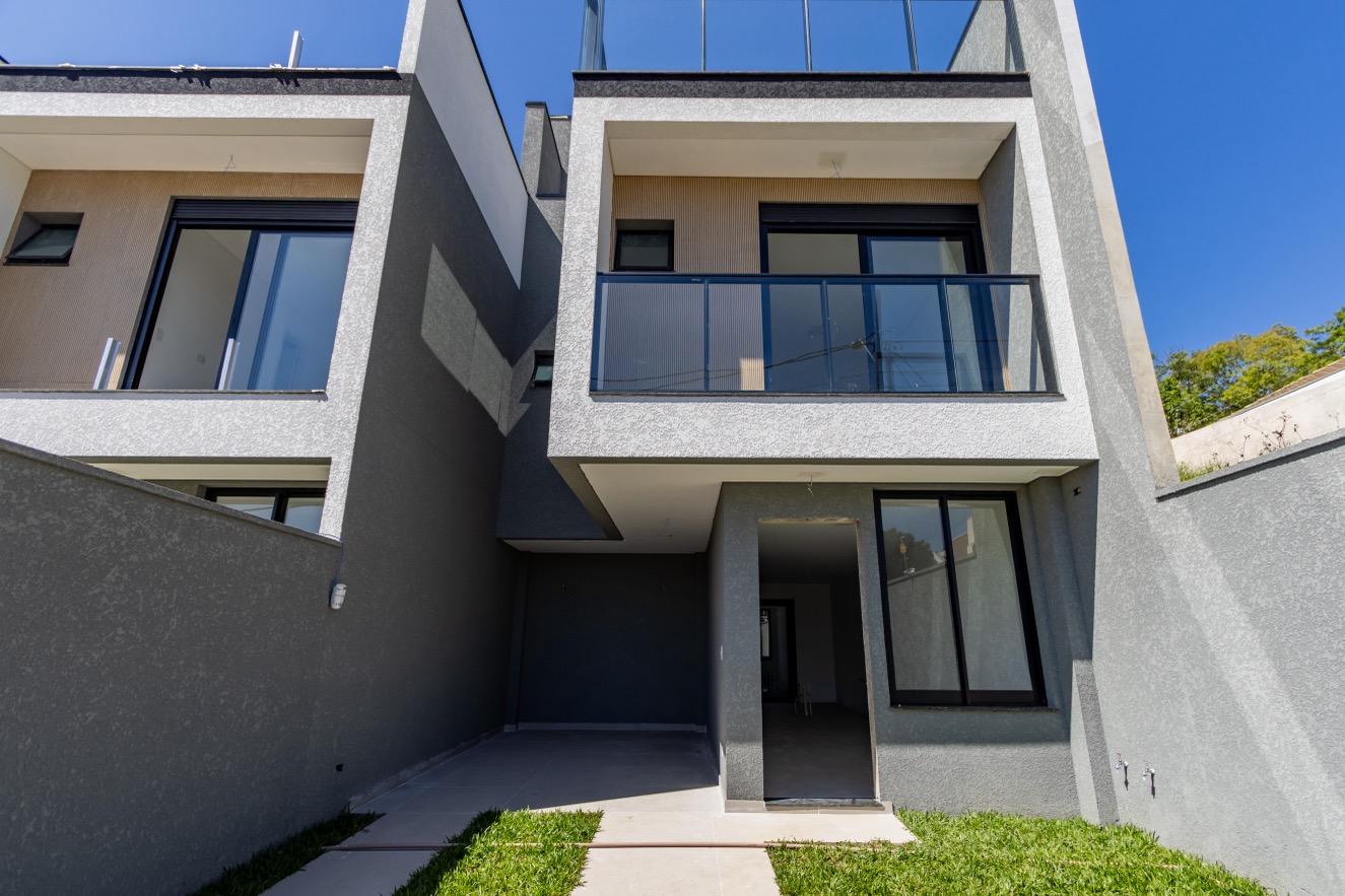 Sobrado à venda com 3 quartos, 128m² - PILARZINHO,Curitiba