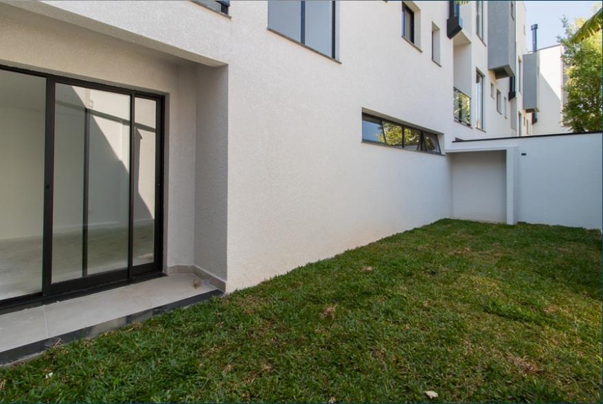  - Sobrado 3 Dormitórios, 1 Suíte, 179 m , à venda por R  1.121.000