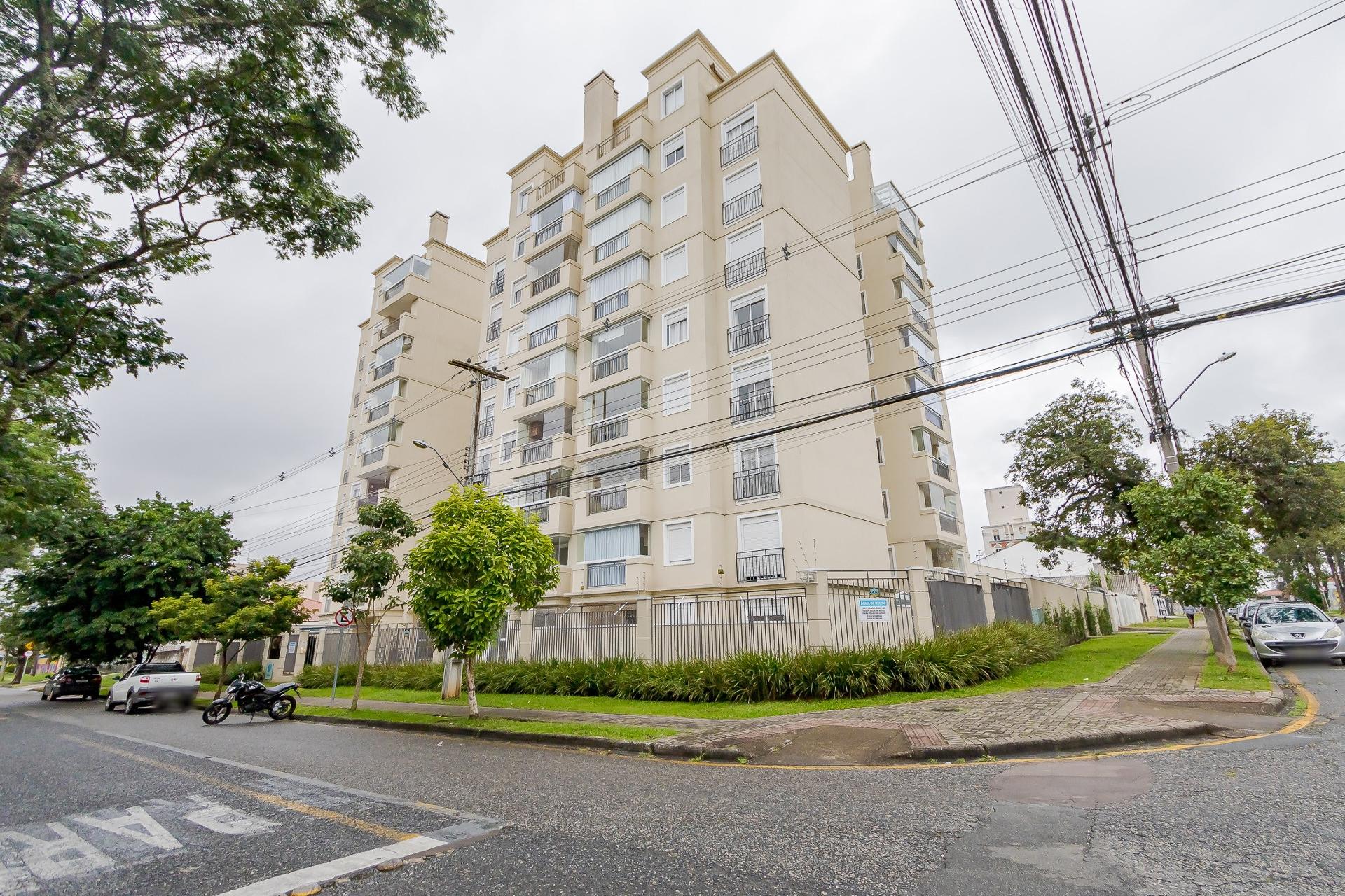 Cobertura à venda com 3 quartos, 179m² - BACACHERI,Curitiba