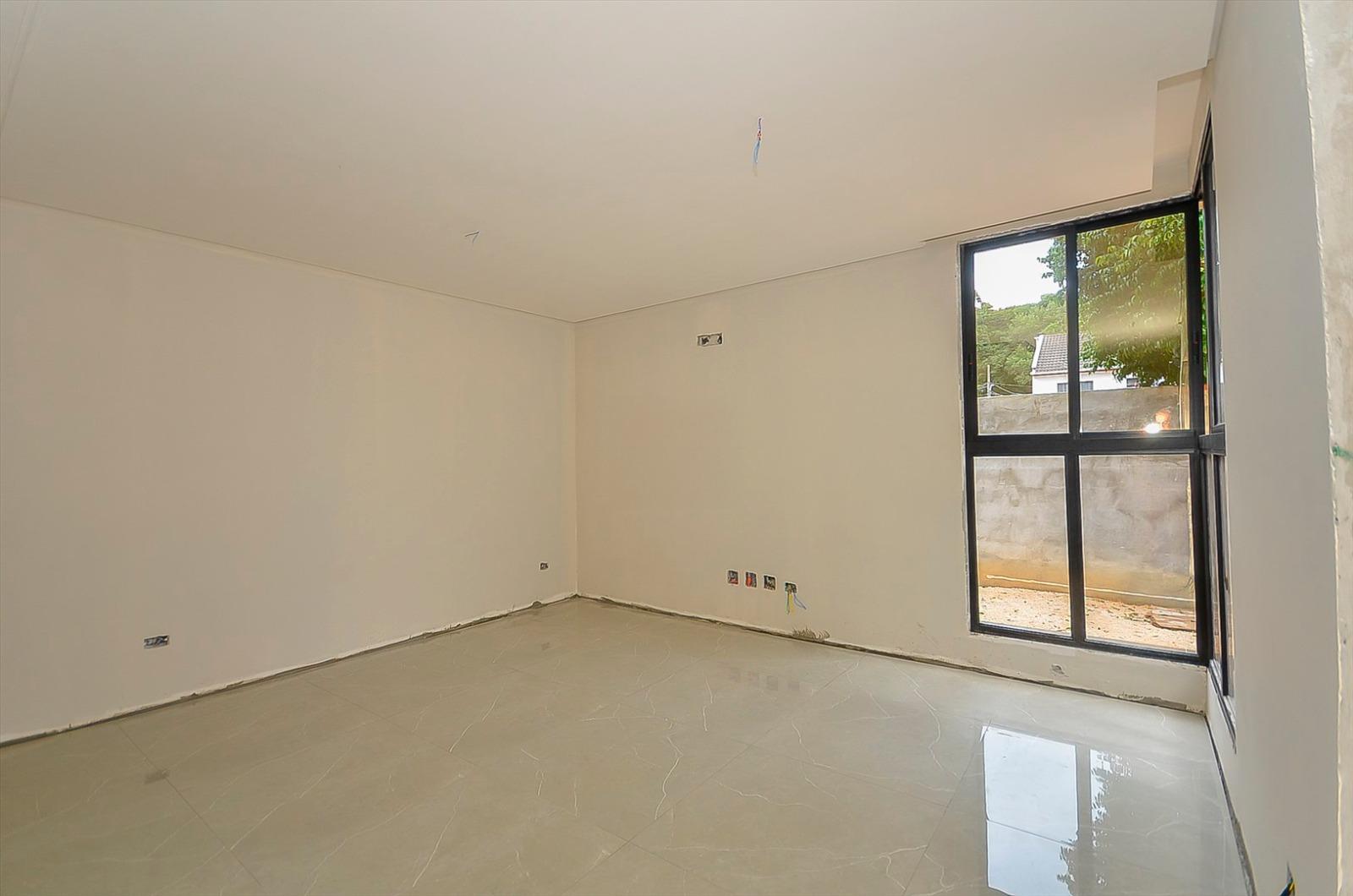 Sobrado à venda com 3 quartos, 195m² - Boa vista,Curitiba