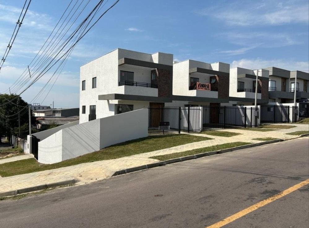 Sobrado à venda com 3 quartos, 127m² - BAIRRO ALTO,Curitiba