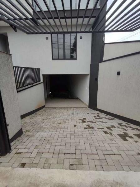 Sobrado à venda com 3 quartos, 138m² - Boa vista,Curitiba