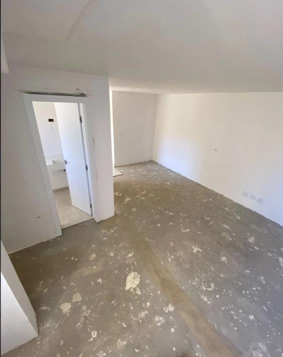 Sobrado à venda com 3 quartos, 149m² - BACACHERI,Curitiba