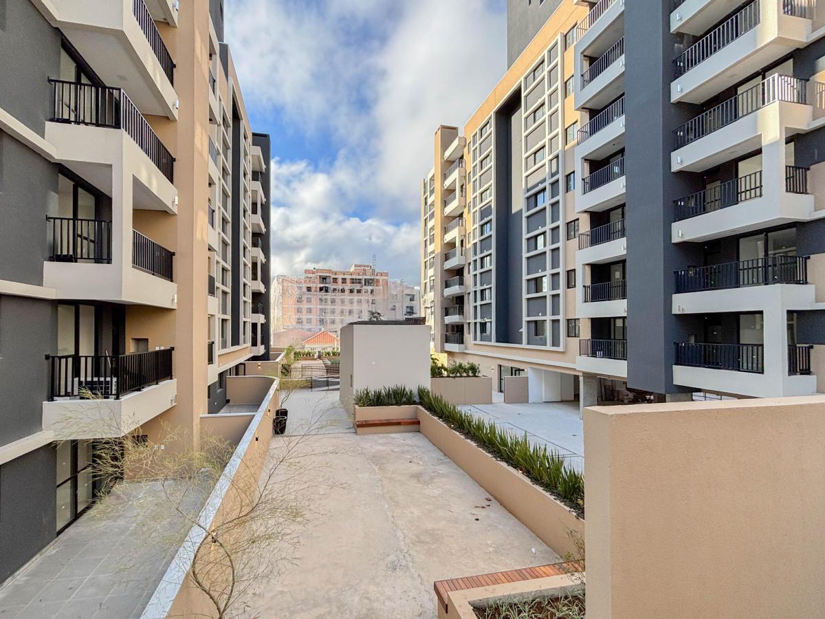 Apartamento à venda com 3 quartos, 73m² - TINGUI,Curitiba