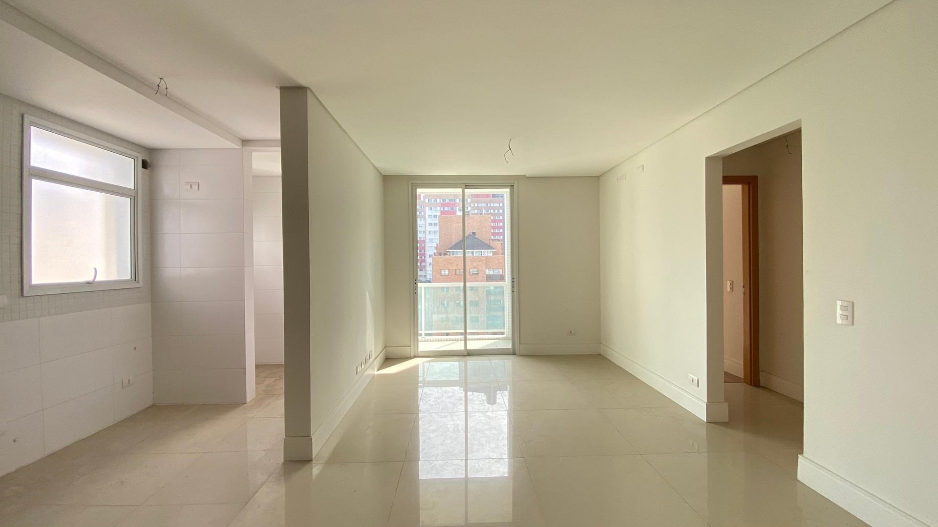 Apartamento à venda com 3 quartos, 95m² - CHAMPAGNAT,Curitiba